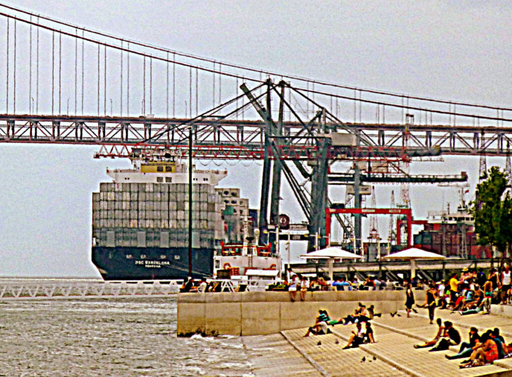 von der Innenstadt direkt an den Tejo
